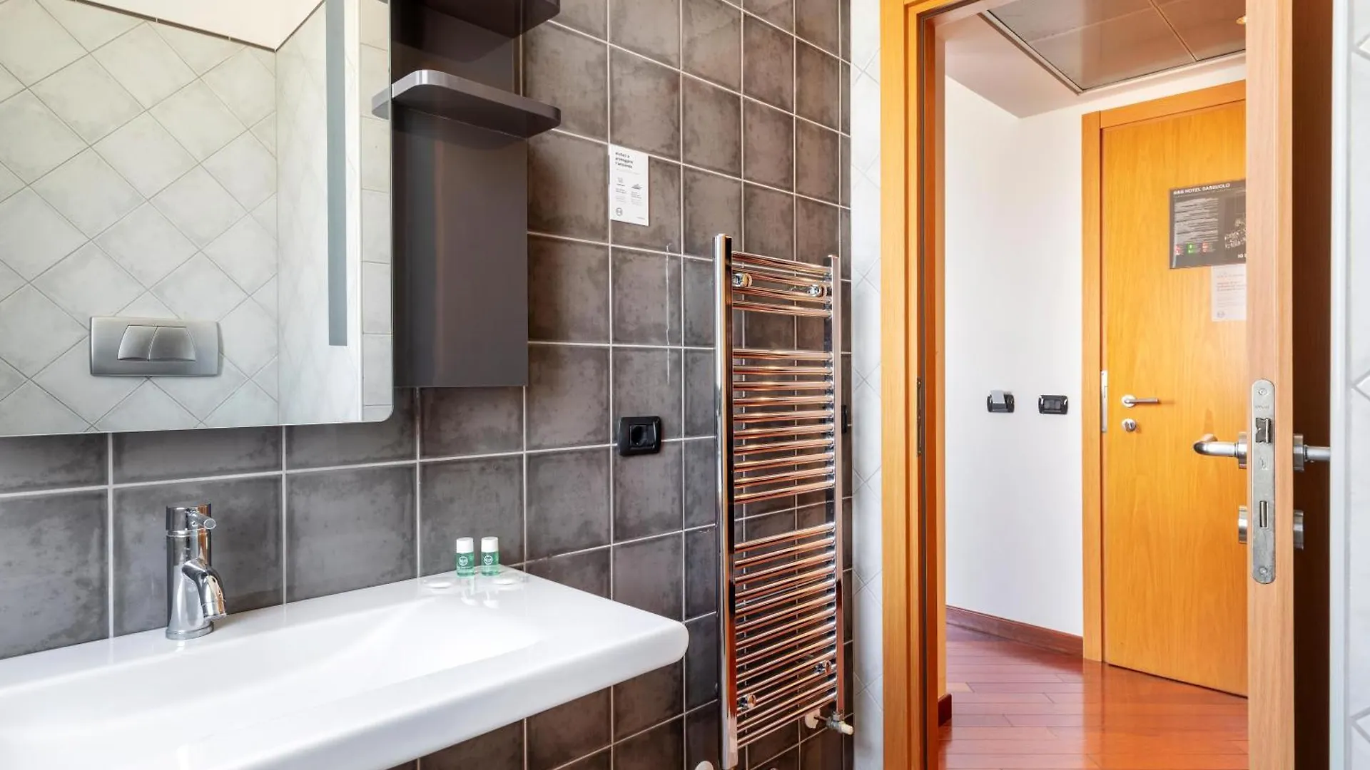 B&B Hotel Σασουόλο